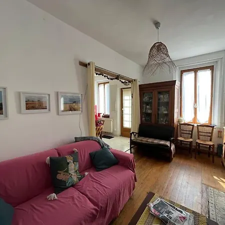 Les Volets Bleus A 20 Minutes De La Baie De Somme Holiday home Abbeville
